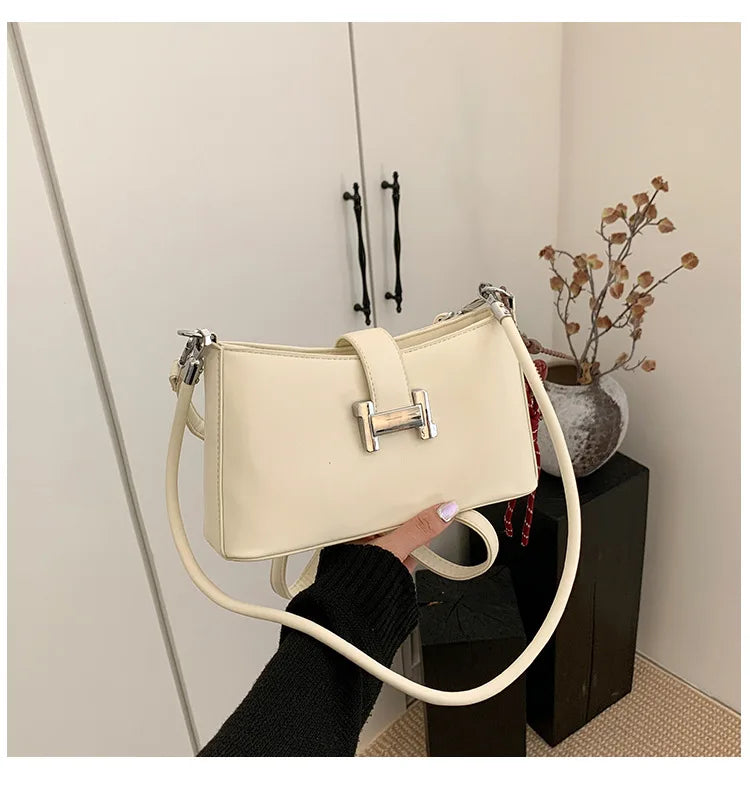 ‌2025 French-Inspired Baguette Bag - Women's High-End Sling Purse | Vegan Leather + Versatile Crossbody/Messenger Carry‌