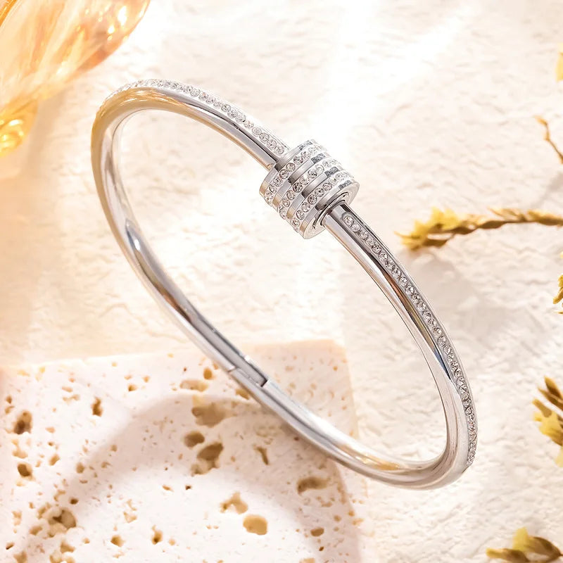 UILZ Gold Plated Cuff Bangle Copper Material Cubic Zircon Stone Rhodium Plated Size Adjustable Cuff Bracelet Girl Fashion Gifts