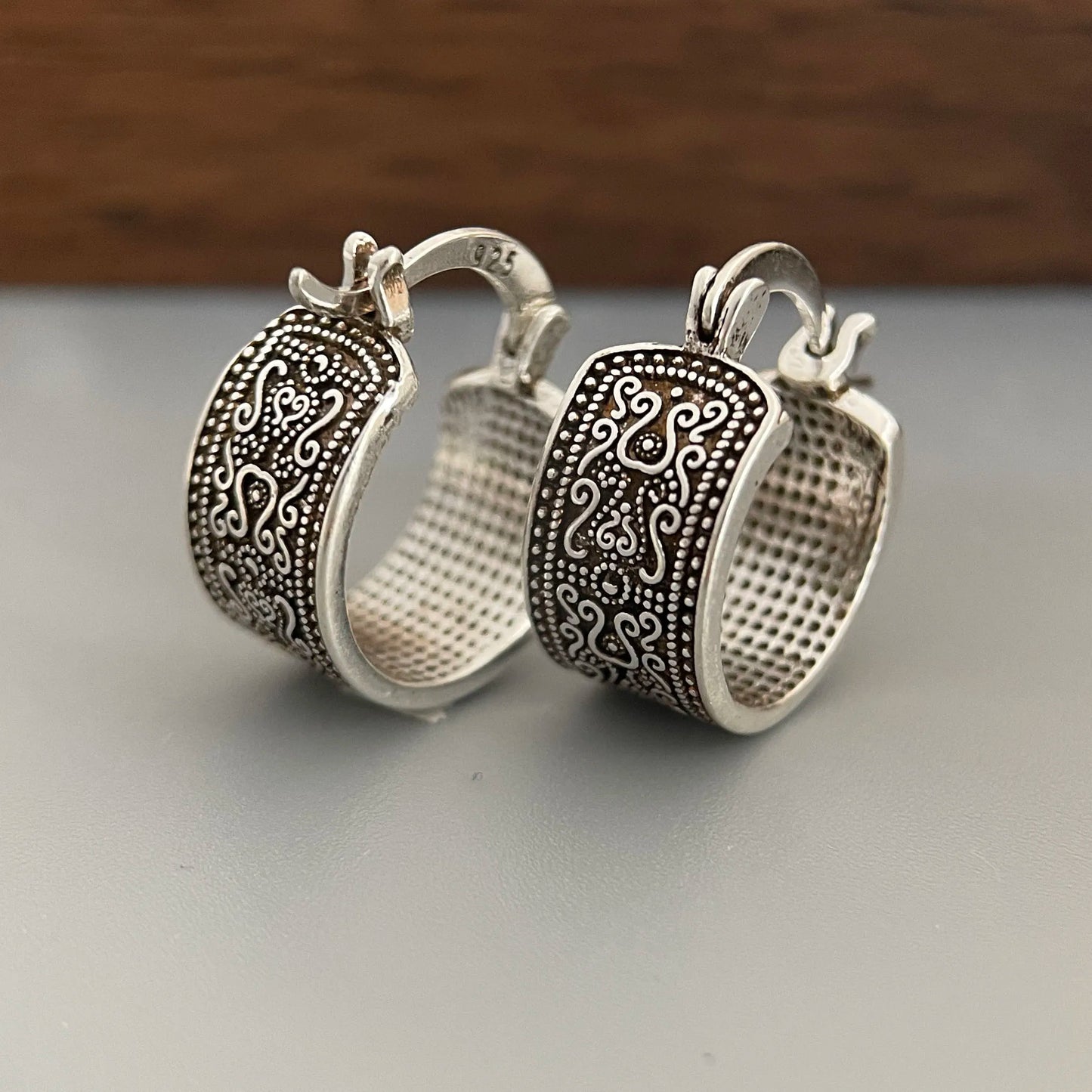 Sterling Silver Earrings For Women Trendy Simple Retro Flower Earring Jewelry Prevent Allergy Party Christmas Accessories