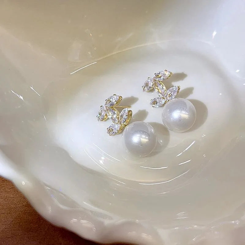 Fashion Advanced Sense Shiny Letter Zircon Earrings For Women Accessories Jewelry Gifts for Girls