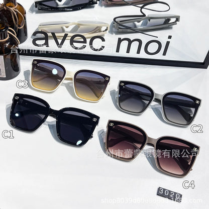 Designer Luxe Sunglasses - Retro Street Photography UV Protection Vintage Chic