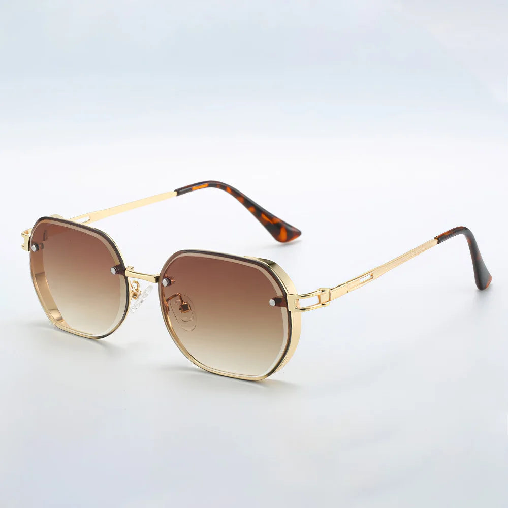 New in Sunglasses for Women Black Frame Gold Border Decoration Fashionable Black Lens Glasses Sunglasses Sunglasses Women