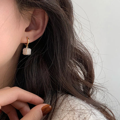 Premium Pearl Stereoscopic Square Drop Earrings — Gold Tone Luxury Fashion Jewelry